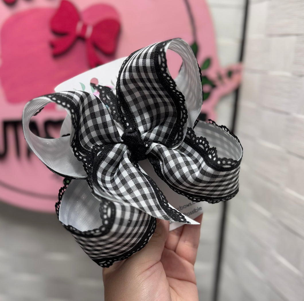 Black check boutique